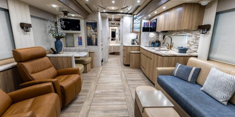 2507_Interior-02