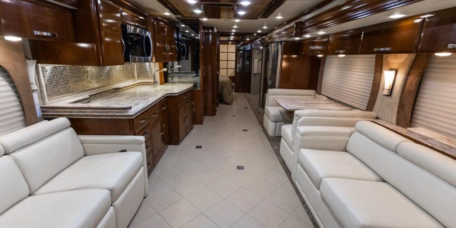 2524_Interior-02