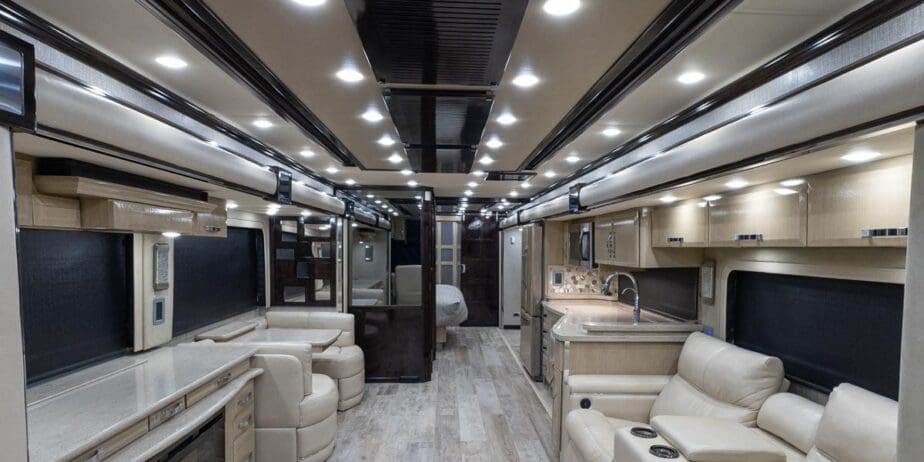 2568_Interior-02