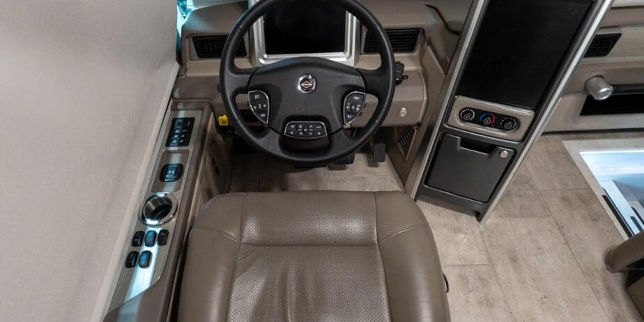 2572_Interior-01