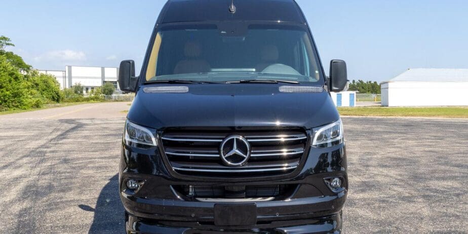 2579_Exterior-13