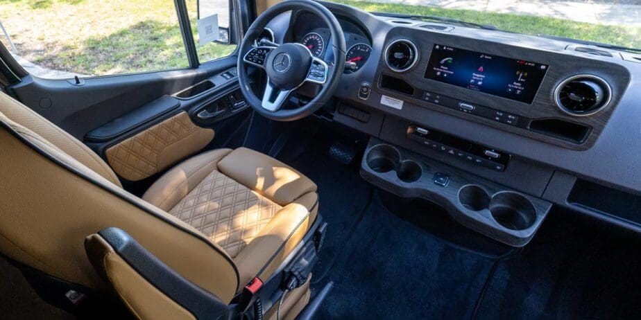 2579_Interior-02