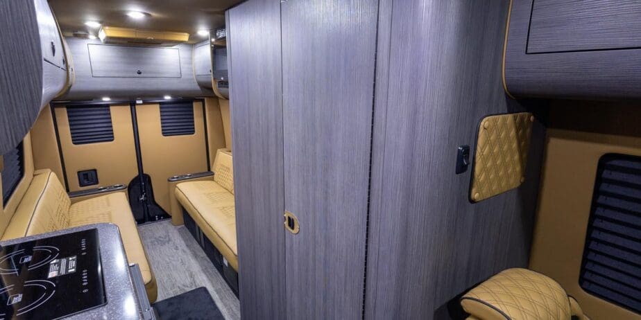 2579_Interior-05