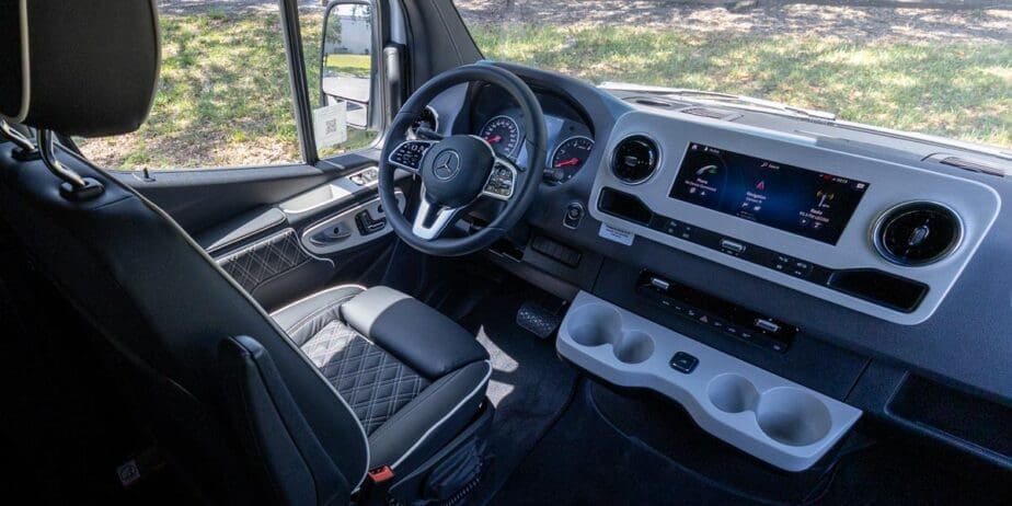 2580_Interior-02