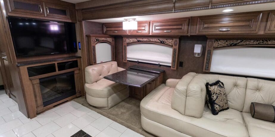 2595_Interior-04