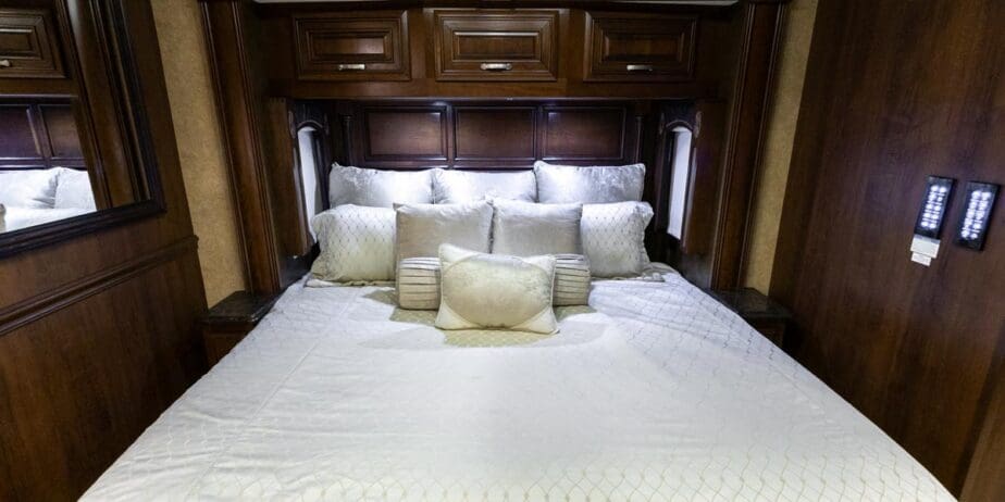 2598_Interior-13