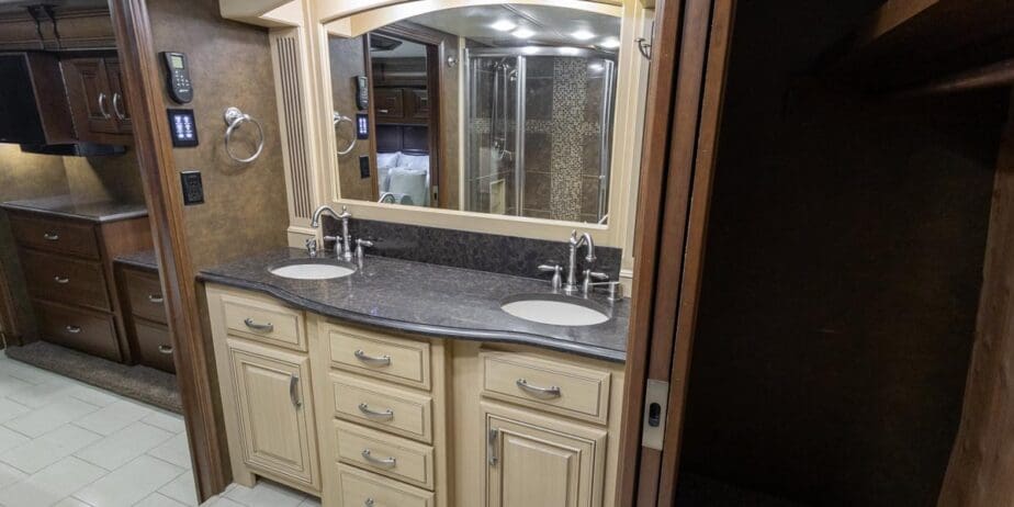 2598_Interior-16
