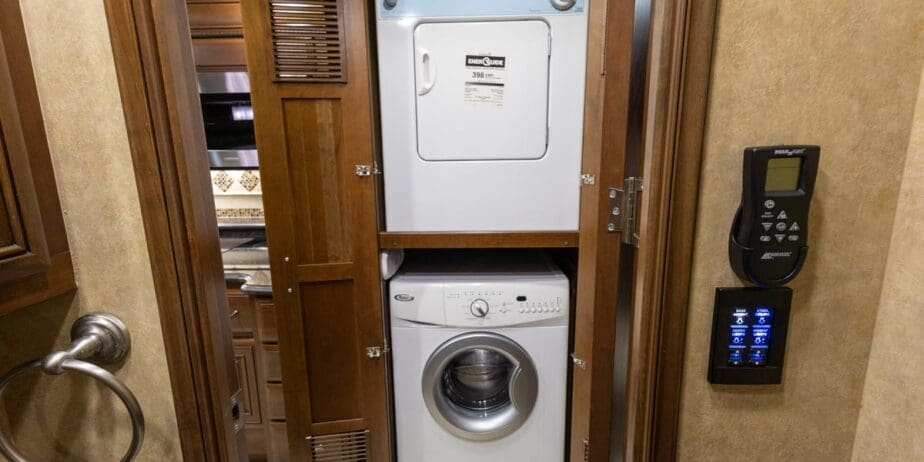 2598_Interior-19