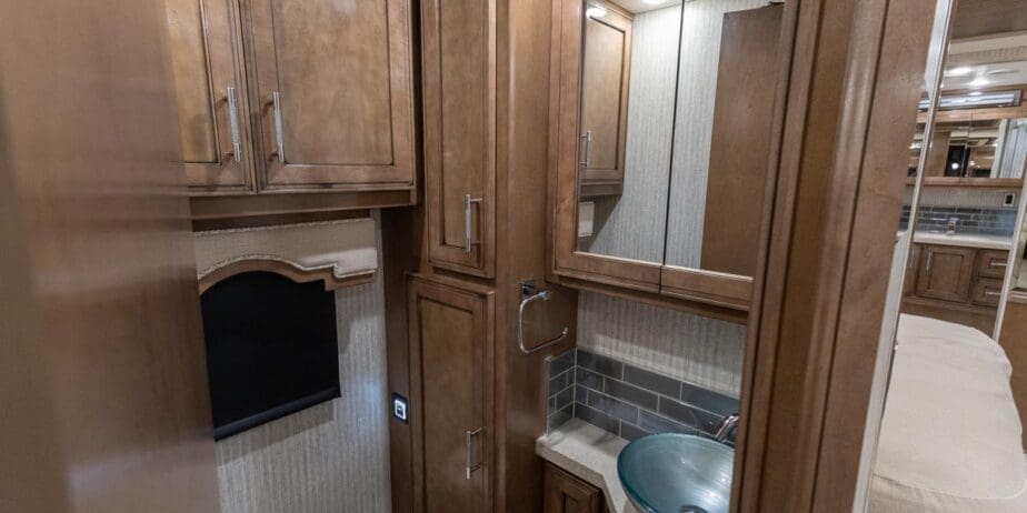 2600_Interior-10