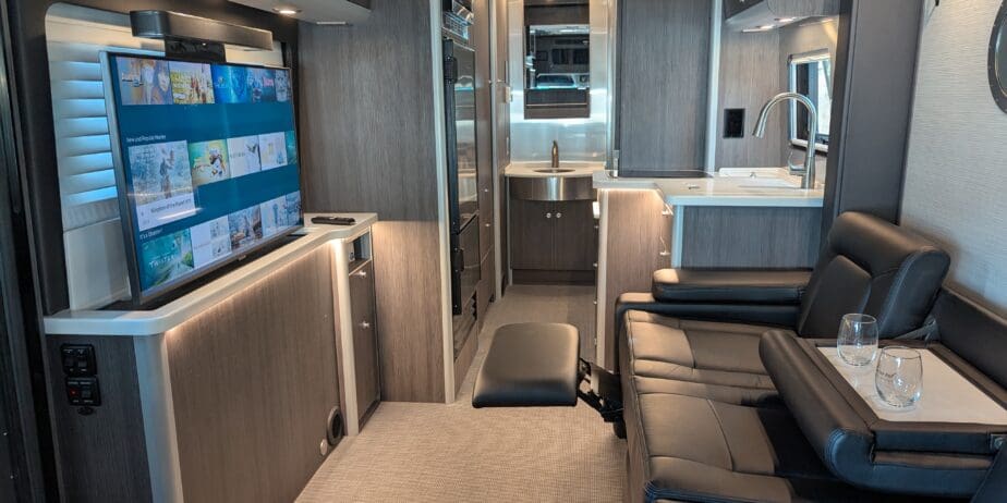 Interior-02