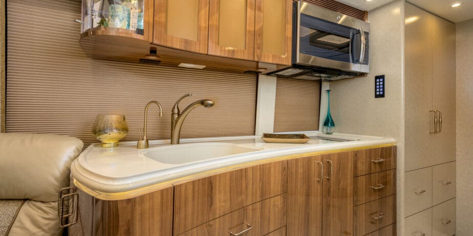 luxury-rv-marathon-coach-1288-004