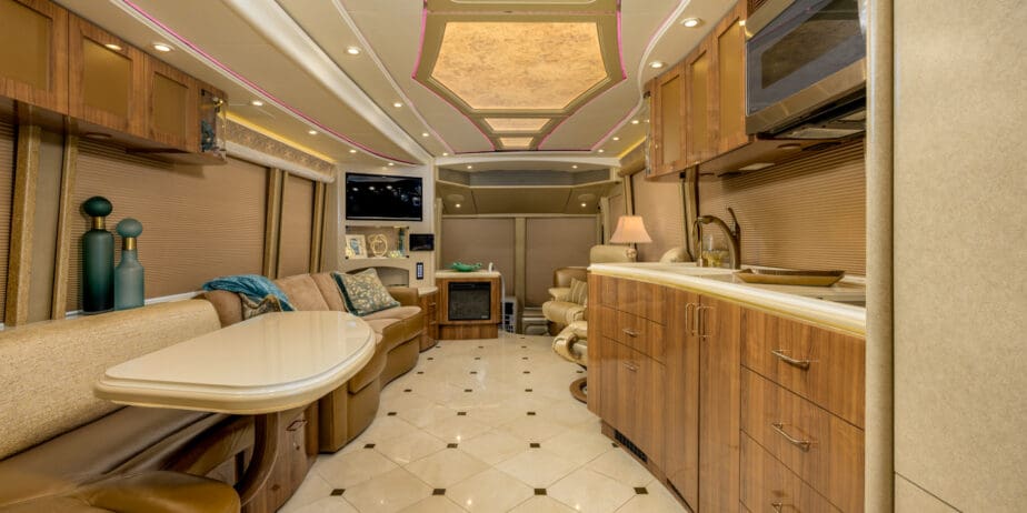 luxury-rv-marathon-coach-1288-020