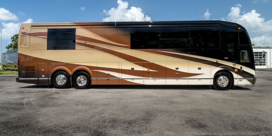 luxury-rv-marathon-coach-1288-029