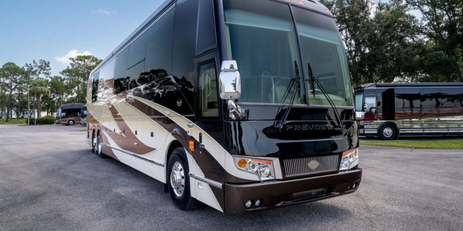 luxury-rv-marathon-coach-1288-036