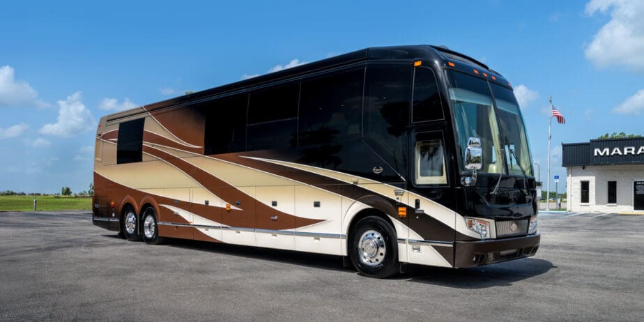 luxury-rv-marathon-coach-1288-Glamour