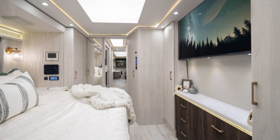luxury-rv-marathon-coach-1408-021