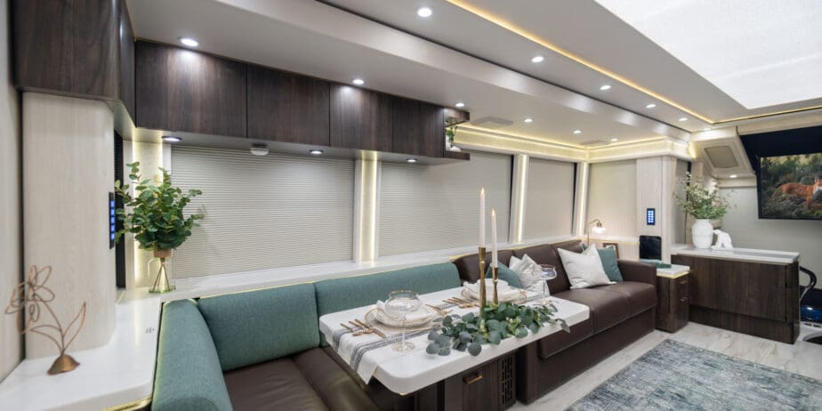 luxury-rv-marathon-coach-1408-025