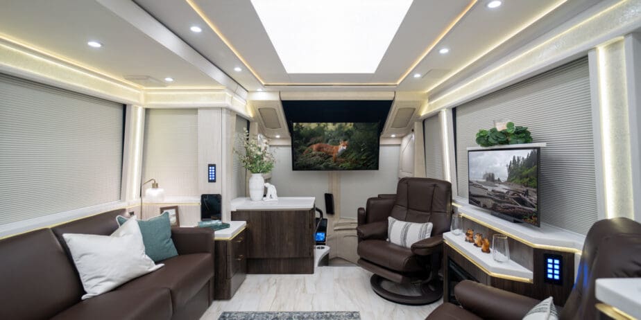 luxury-rv-marathon-coach-1408-027