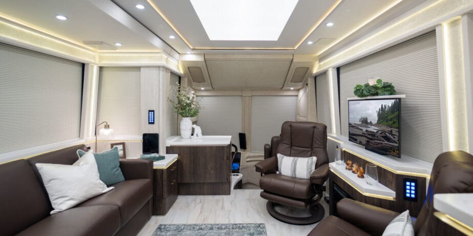 luxury-rv-marathon-coach-1408-028
