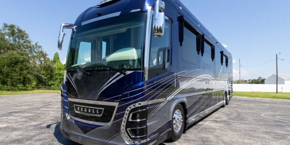 2024-Newell-P50-Exterior-SM-11