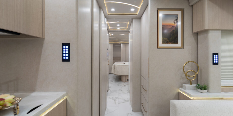 luxury-rv-marathon-coach-1406-007