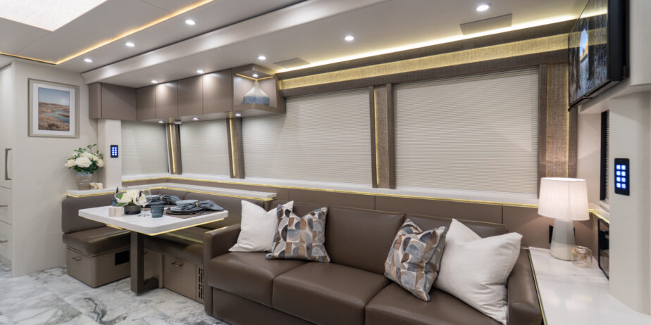 luxury-rv-marathon-coach-1412-003