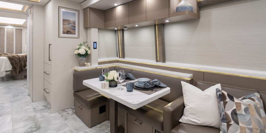 luxury-rv-marathon-coach-1412-006