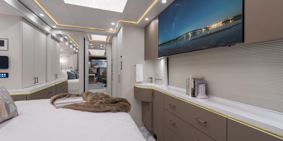 luxury-rv-marathon-coach-1412-020