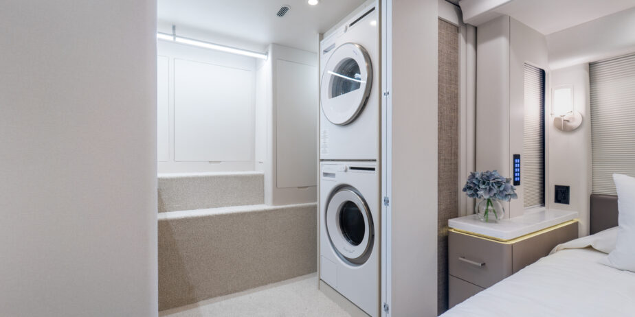 luxury-rv-marathon-coach-1412-022