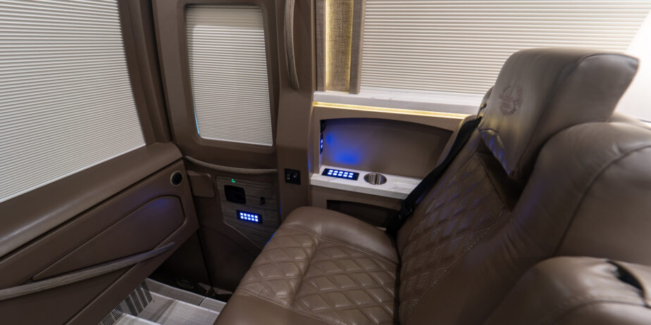 luxury-rv-marathon-coach-1412-033