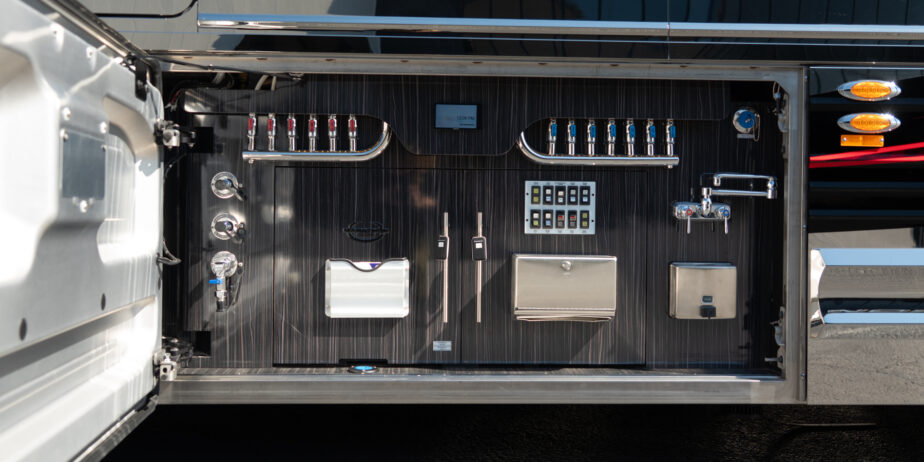 luxury-rv-marathon-coach-1412-092