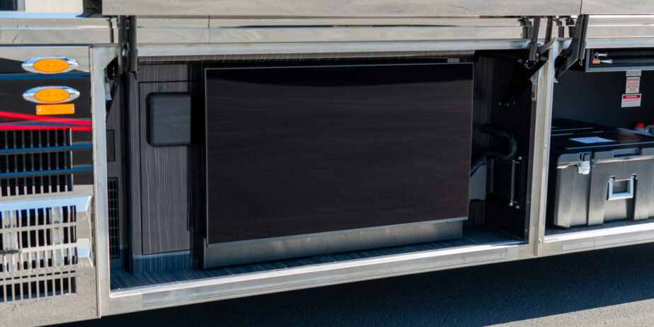 luxury-rv-marathon-coach-1412-094