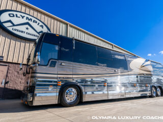 2002-Liberty-Coach-7592-01