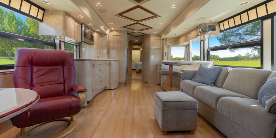 luxury-rv-marathon-coach-1154-001