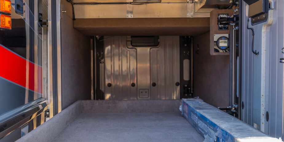 luxury-rv-marathon-coach-1154-061