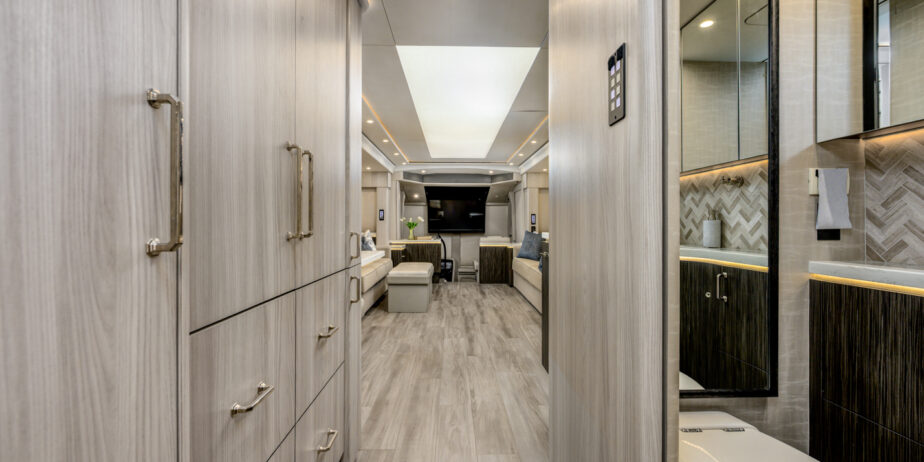 luxury-rv-marathon-coach-1339-017