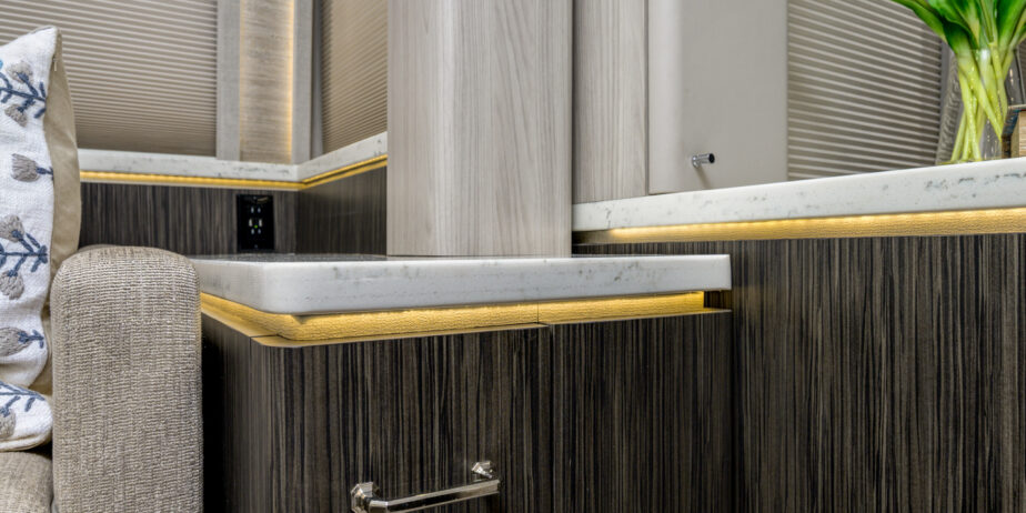 luxury-rv-marathon-coach-1339-021