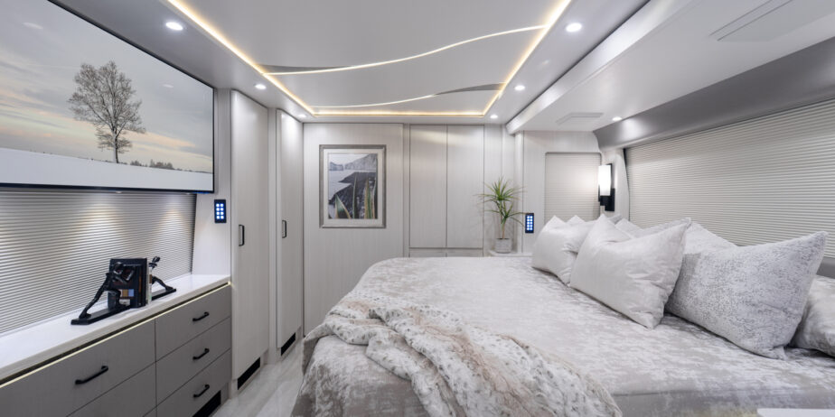 luxury-rv-marathon-coach-1414-015