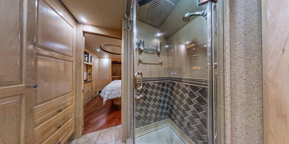 2006-Royale-11-25-24