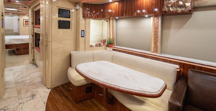luxury-rv-marathon-coach-1225-006