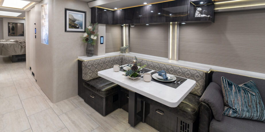 luxury-rv-marathon-coach-1401-012