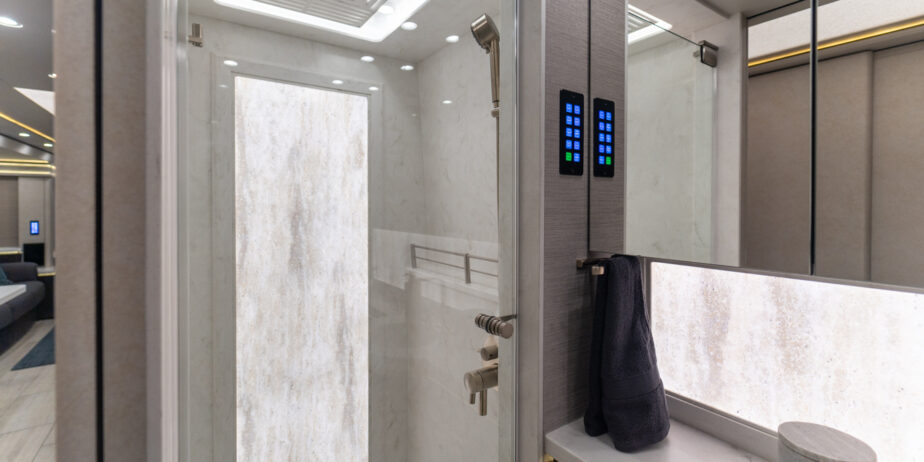 luxury-rv-marathon-coach-1401-014