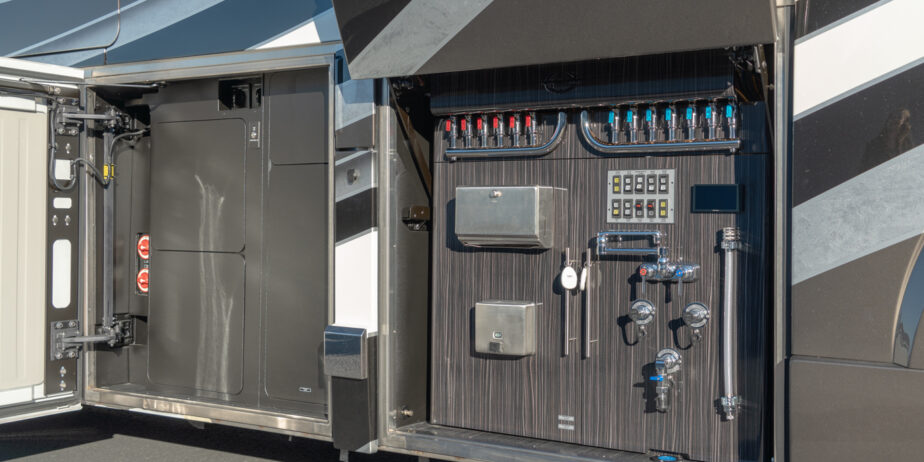 luxury-rv-marathon-coach-1401-065