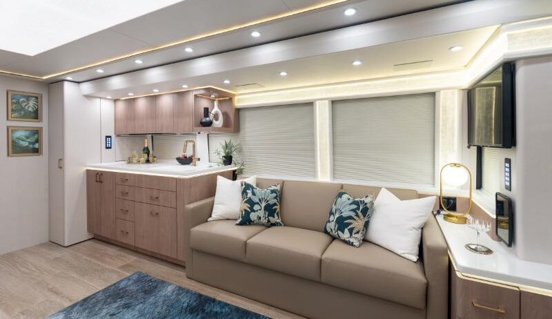 luxury-rv-marathon-coach-1418-03