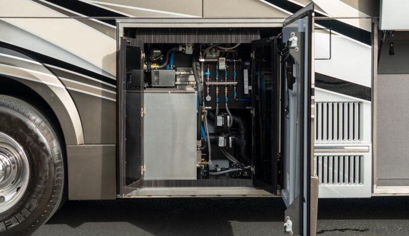 luxury-rv-marathon-coach-1418-69