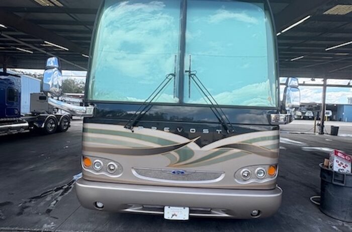 2008prevostparliamenth_mitchell102425-06