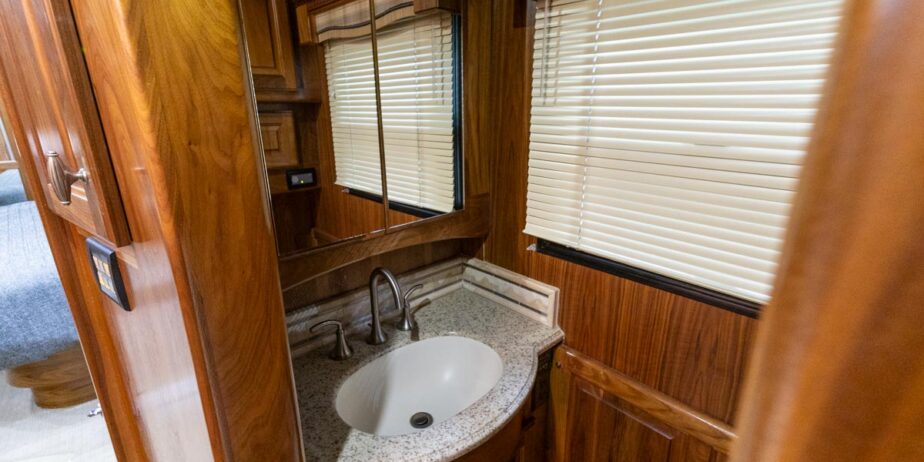 2768_Interior-10