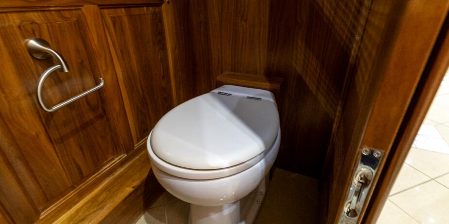 2768_Interior-11