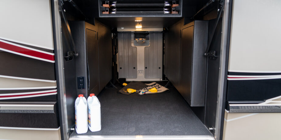 luxury-rv-marathon-coach-1309-47