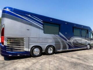 2024-Newell-P50-Exterior-SM-04